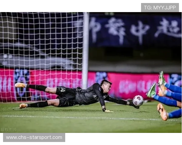 门将传球课程成青训必修：脚下技术成优势